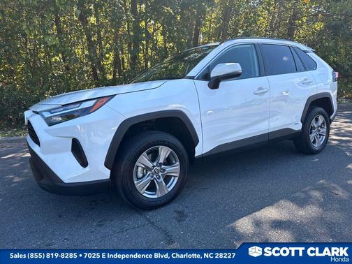 2024 Toyota RAV4 Hybrid XLE