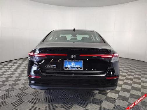 2023 Honda Accord LX 1.5T