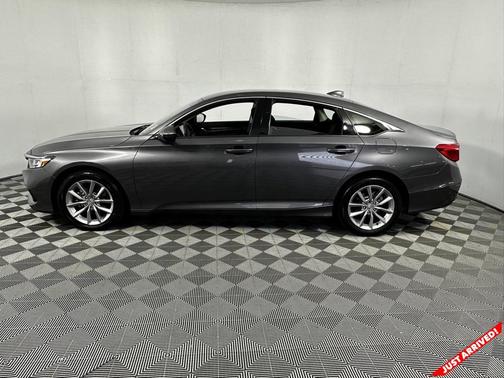 Photo 4 of 21 of 2021 Honda Accord LX 1.5T