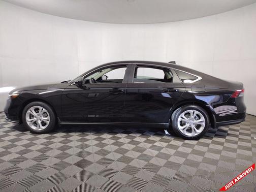 2025 Honda Accord LX 1.5T