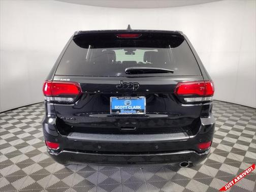 2021 Jeep Grand Cherokee Laredo