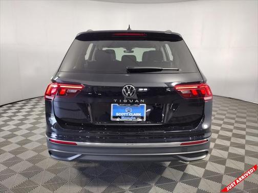 2024 Volkswagen Tiguan 2.0T S