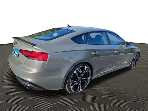 2024 Audi S5 3.0T Prestige