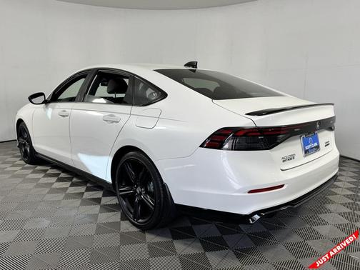 2024 Honda Accord Hybrid Base