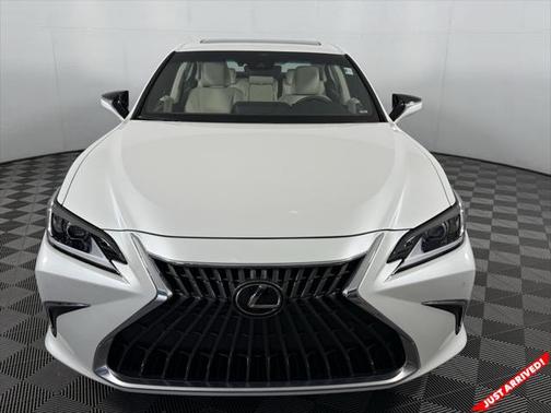 2024 Lexus ES 350 Base