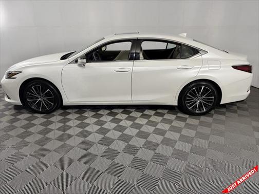 2024 Lexus ES 350 Base