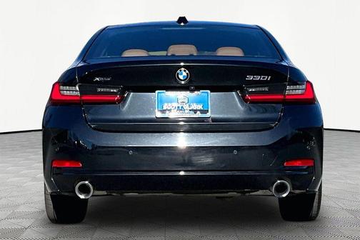 2023 BMW 330 xDrive