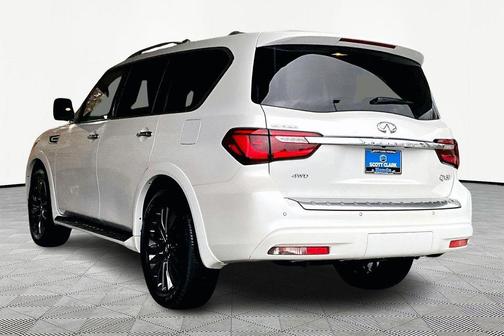 2024 INFINITI QX80 SENSORY AWD