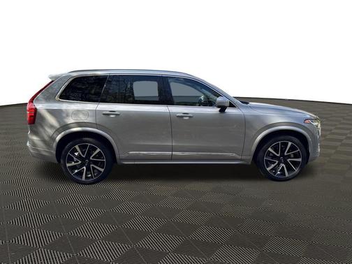 2023 Volvo XC90 B6 Plus 6-Seater