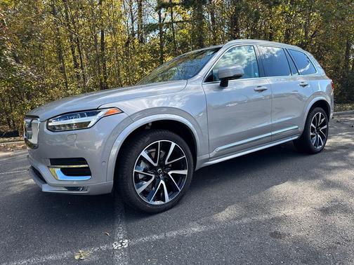 2023 Volvo XC90 B6 Plus 6-Seater
