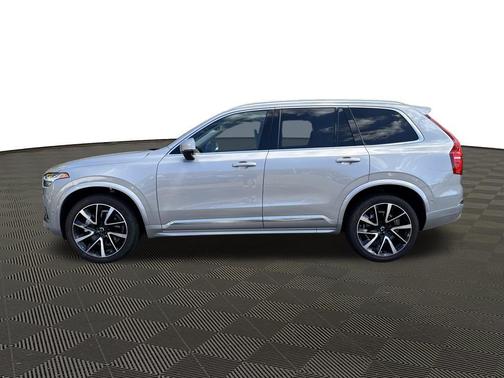 2023 Volvo XC90 B6 Plus 6-Seater