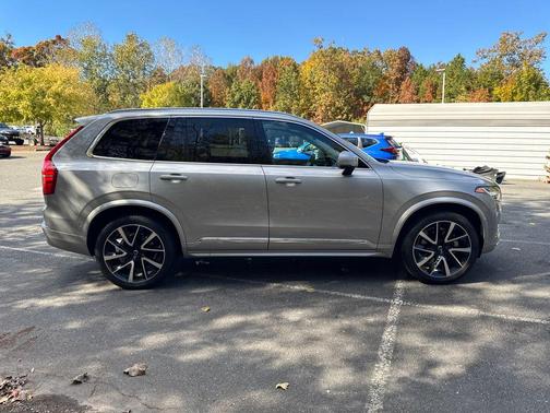 2023 Volvo XC90 B6 Plus 6-Seater