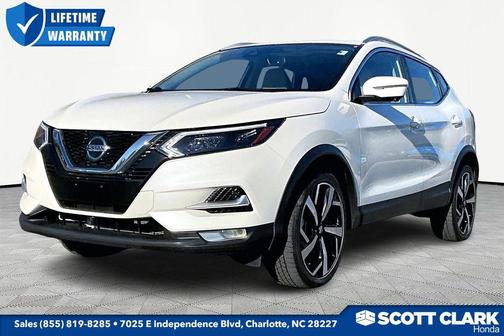 2022 Nissan Rogue Sport SL