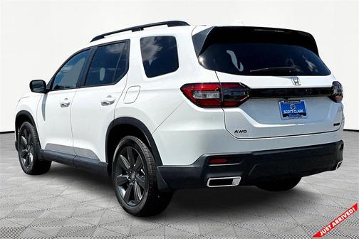 2025 Honda Pilot Sport