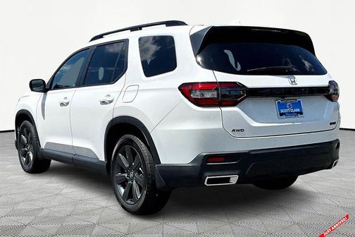 2025 Honda Pilot Sport