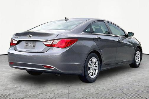 Harbor Gray Metallic 2012 Hyundai SONATA GLS
