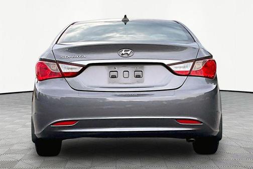 Harbor Gray Metallic 2012 Hyundai SONATA GLS