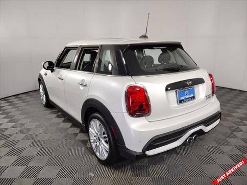 2024 MINI Hardtop Cooper S