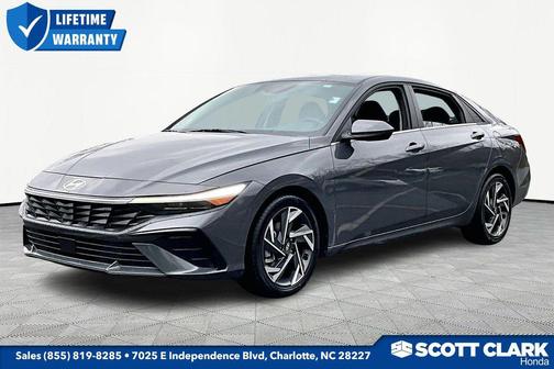 2025 Hyundai ELANTRA SEL