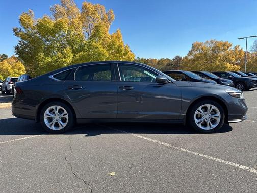 2023 Honda Accord LX 1.5T
