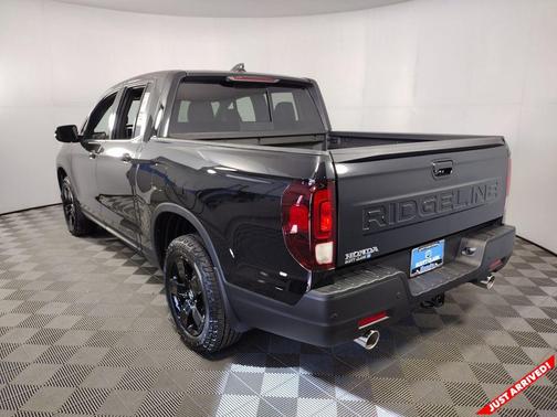 Crystal Black Pearl 2026 Honda Ridgeline Black