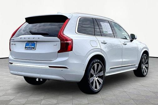 2023 Volvo XC90 Recharge Plug-In Hybrid T8 Plus Bright Theme 7-Seater