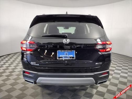2024 Honda Pilot Elite