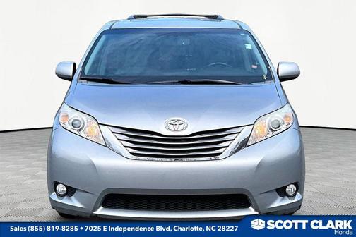 2015 Toyota Sienna XLE