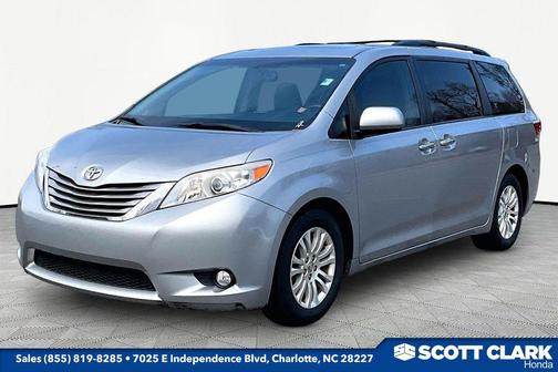 2015 Toyota Sienna XLE