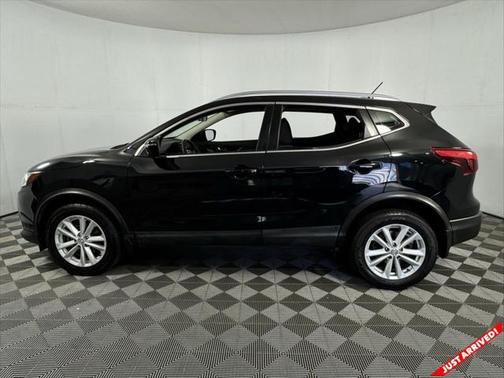2018 Nissan Rogue Sport SV