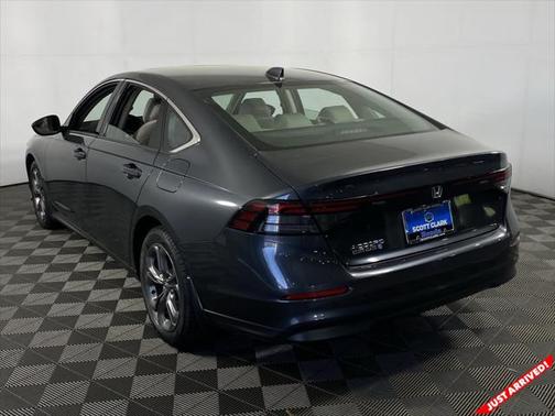 2023 Honda Accord EX 1.5T