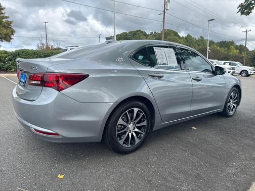 2017 Acura TLX w/Technology Package