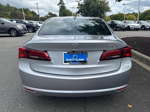 2017 Acura TLX w/Technology Package