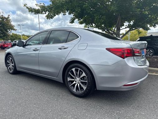 2017 Acura TLX w/Technology Package