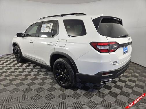 2025 Honda Pilot Black Edition