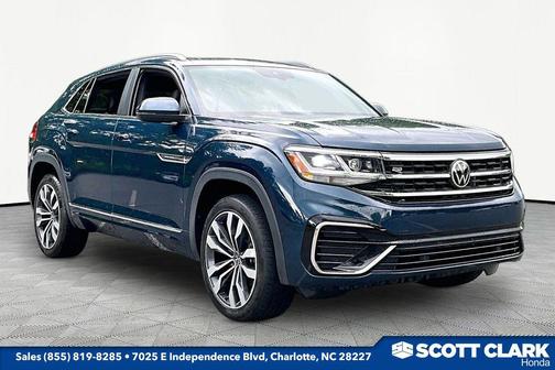 Blue Metallic 2021 Volkswagen Atlas Cross Sport 3.6L V6 SEL R-Line