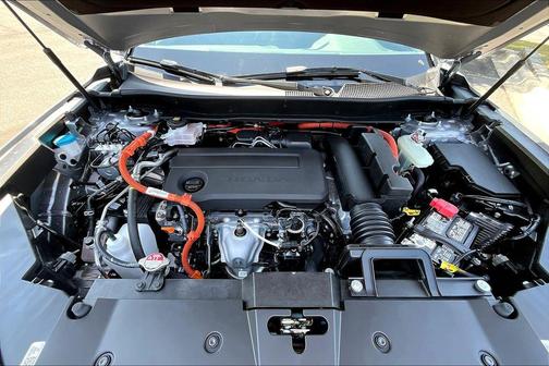 Solar Silver Metallic 2026 Honda CR-V Hybrid Sport-L FWD