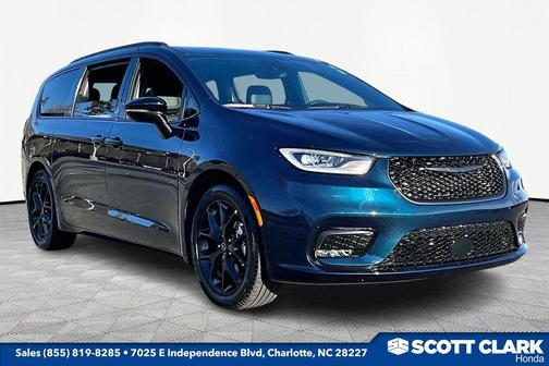 2025 Chrysler Pacifica Limited