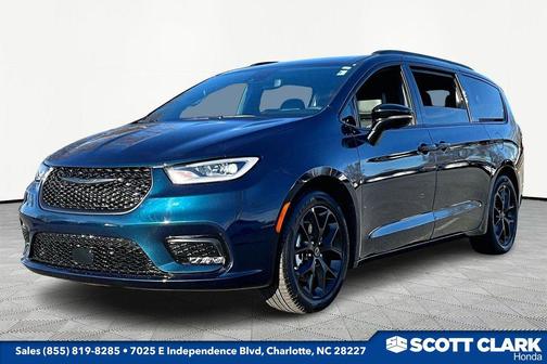 2025 Chrysler Pacifica Limited