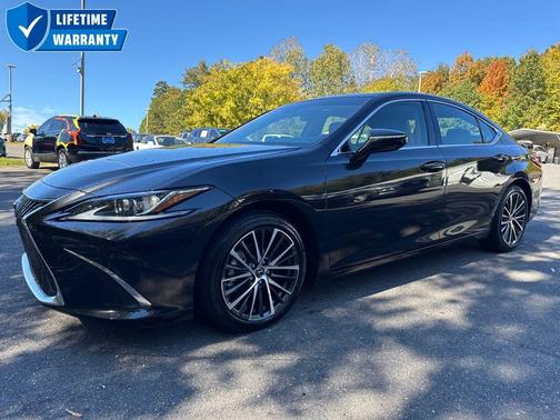 2024 Lexus ES 300h Base