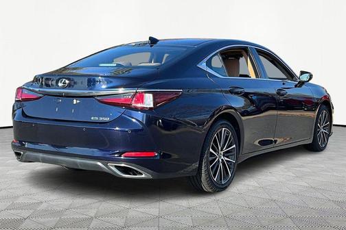 2022 Lexus ES 350 Base