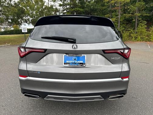2025 Acura MDX Standard