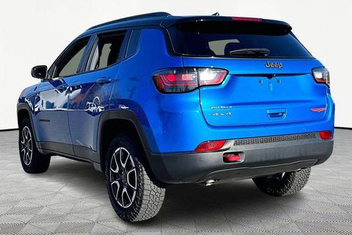 2025 Jeep Compass Trailhawk