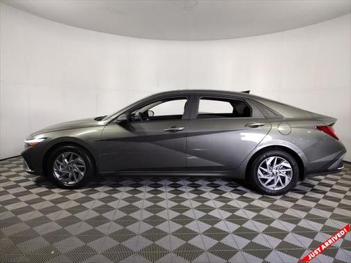 2025 Hyundai ELANTRA HEV Blue