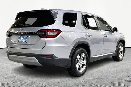 2024 Honda Pilot EX-L 7 Passenger