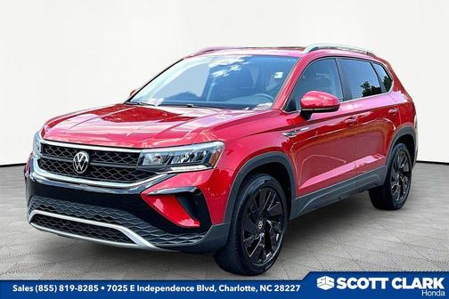Kings Red Metallic 2024 Volkswagen Taos 1.5T SE