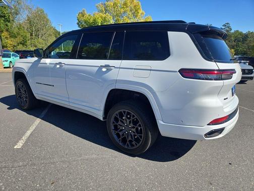 2023 Jeep Grand Cherokee L Summit Reserve