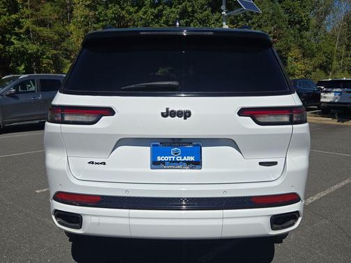2023 Jeep Grand Cherokee L Summit Reserve