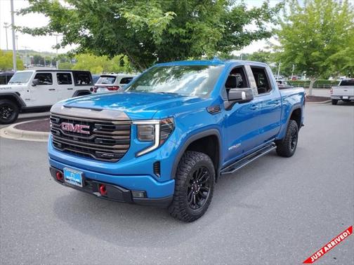 2023 GMC Sierra 1500 AT4X