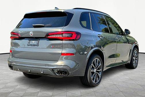 2023 BMW X5 M50i